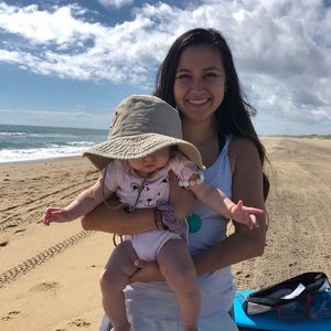 Meet your Posher, Cynthia